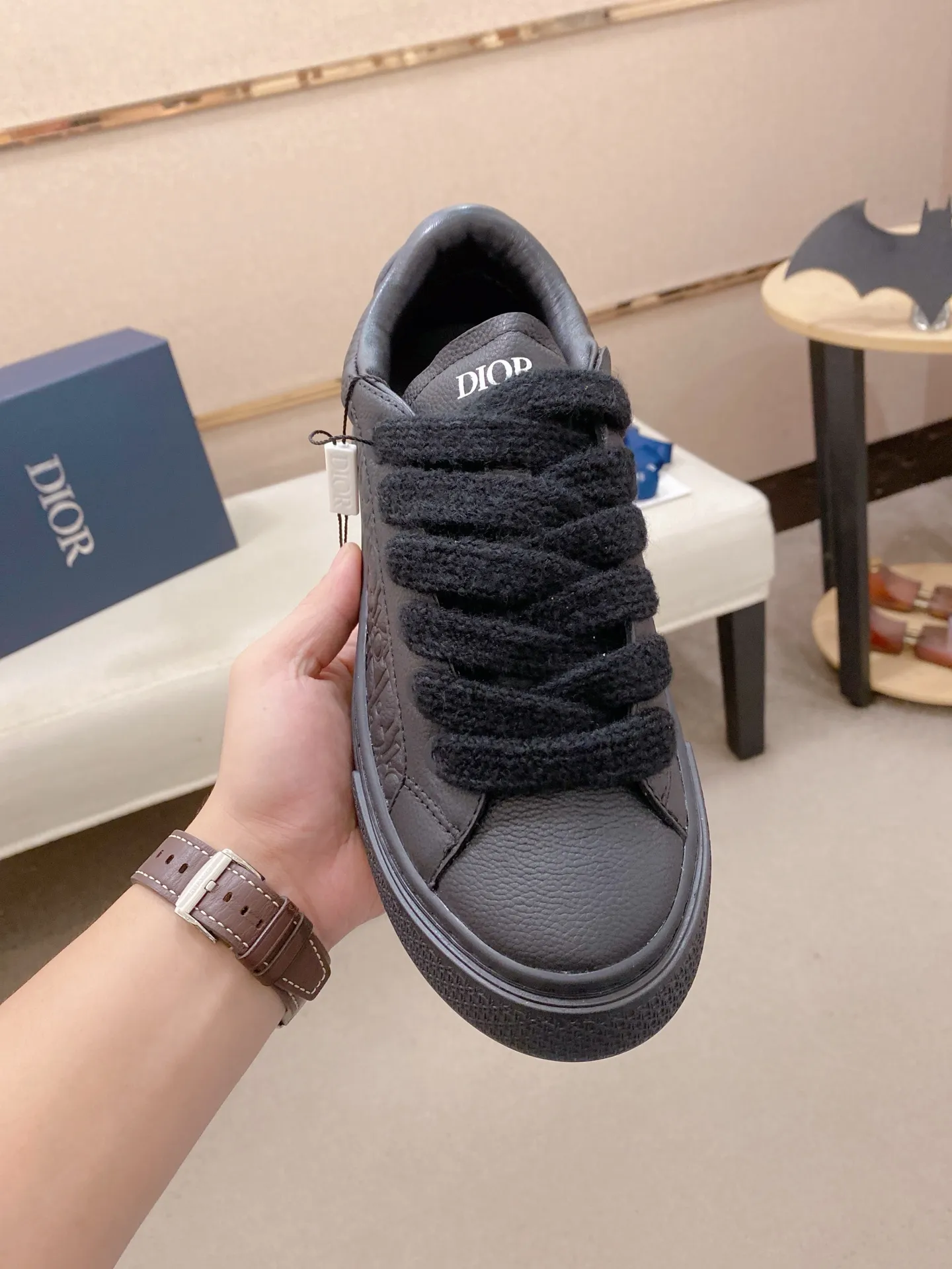 Factory price: 300 Men's shoes 💰[Dior·Dior] Top 🔍Couple style 💏🔍New casual sports style couple shoes, new four-season design, perfect workmanship, lace-up lazy style to create cabinet quality, upper: imported first-layer cowhide, sheepskin lining is soft and comfortable, ultra-light TPU wear-resistant outsole, simple, versatile fashion men's shoes, excellent color code number 35--44